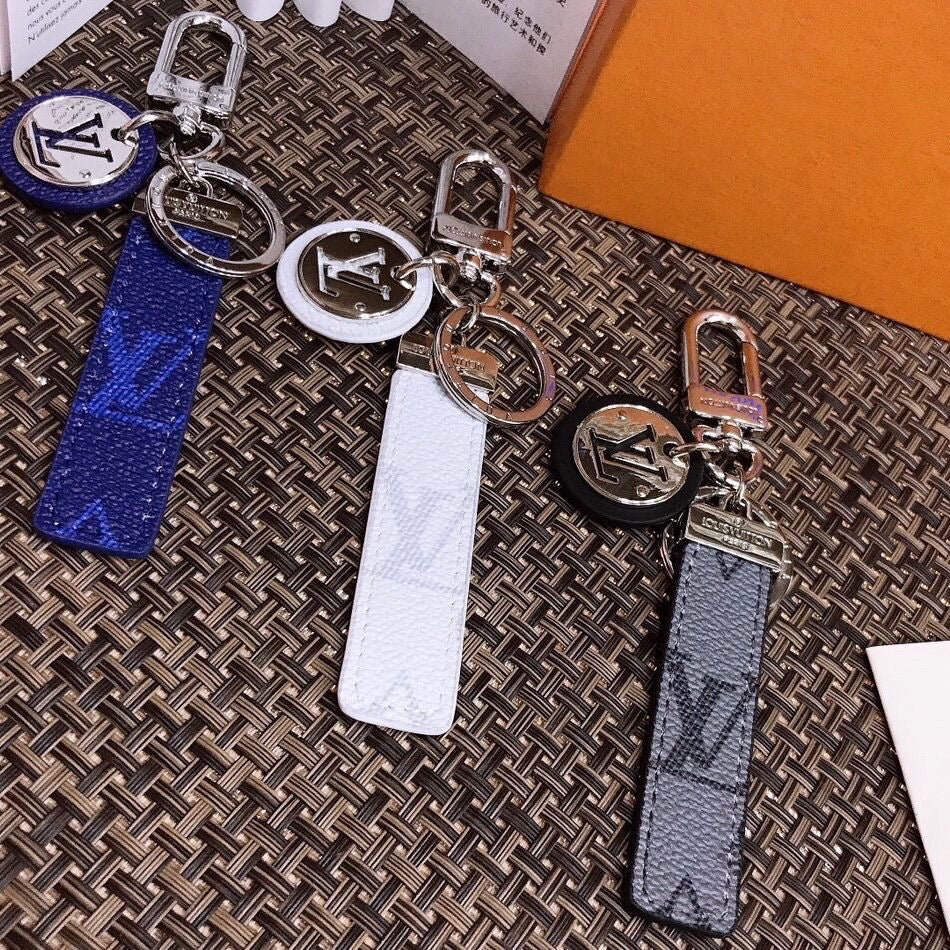 Fashion Leather Pendant