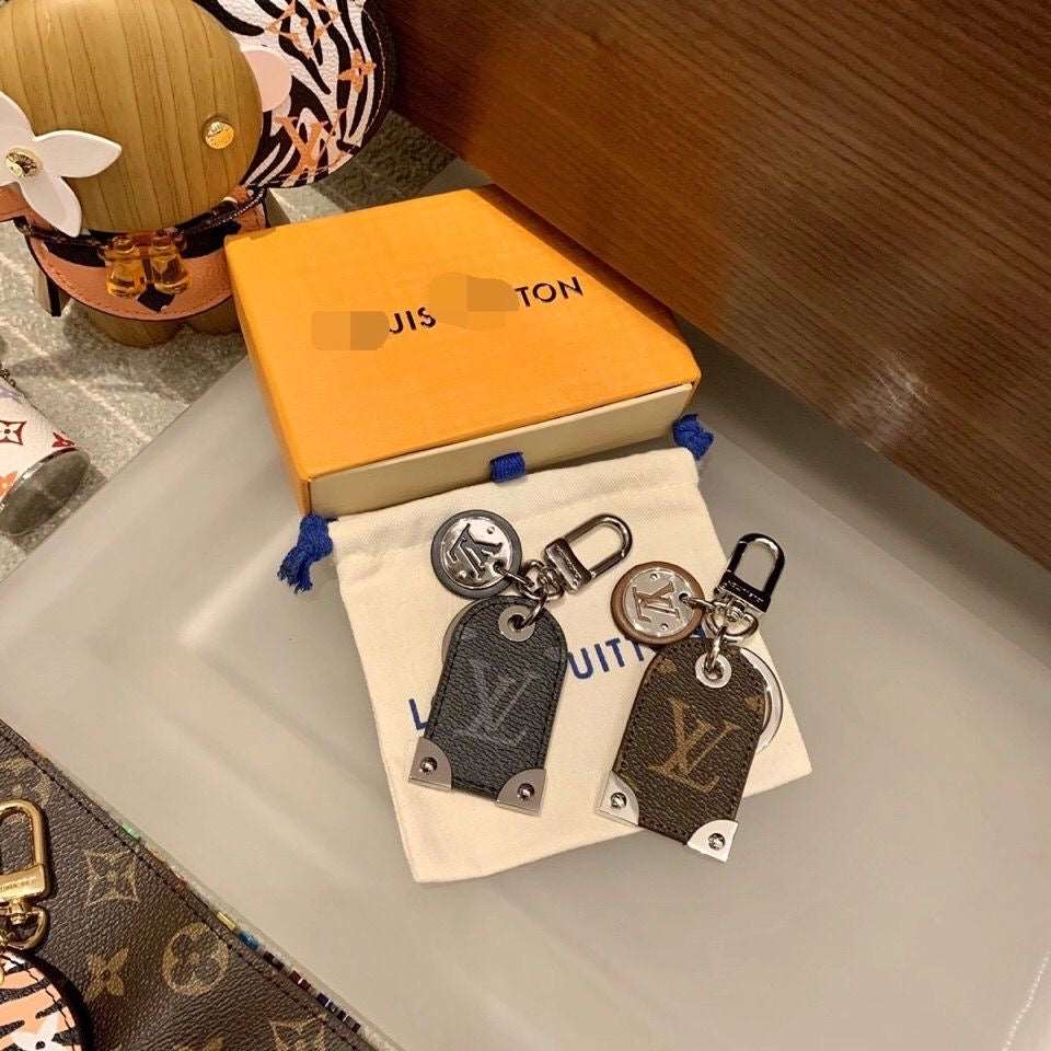 Classic Printed Pendant