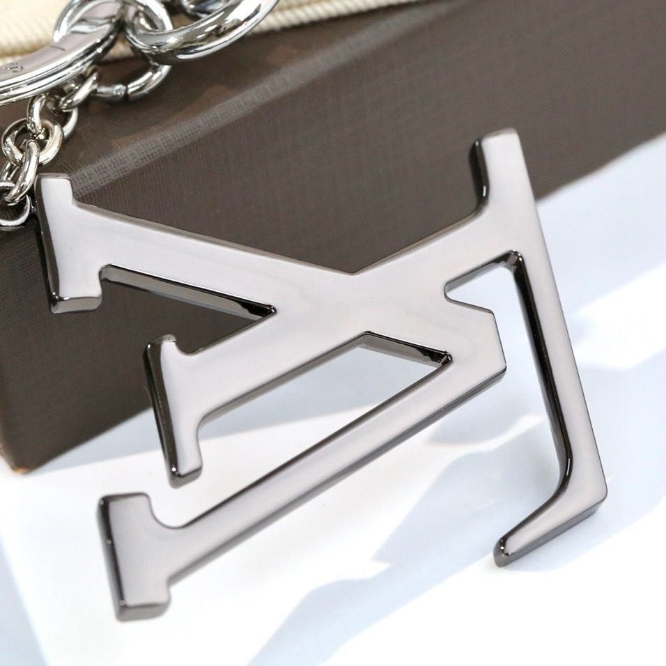 Fashionable Keychain Pendant