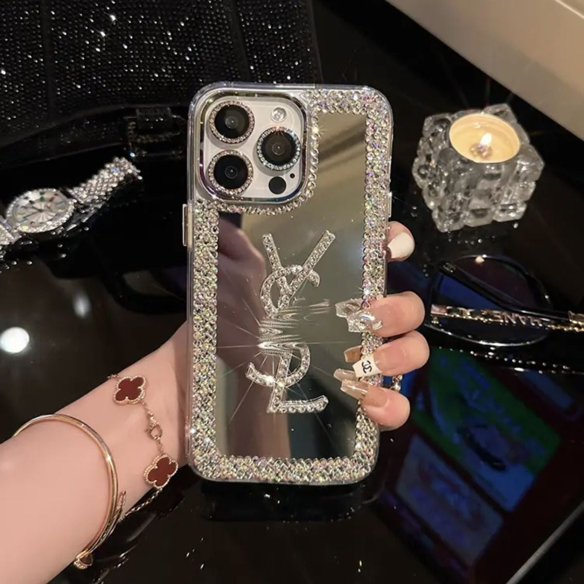 Estuche para iPhone con espejo de belleza glamorosa: ¡maquillaje y estilo para llevar!