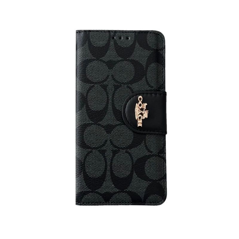Funda de piel Coach para iPhone con tapa y tarjetero, color negro - PTK241622 
