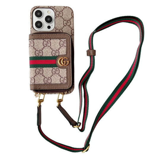 Funda para iPhone con cadena y tarjetero Lou GG
