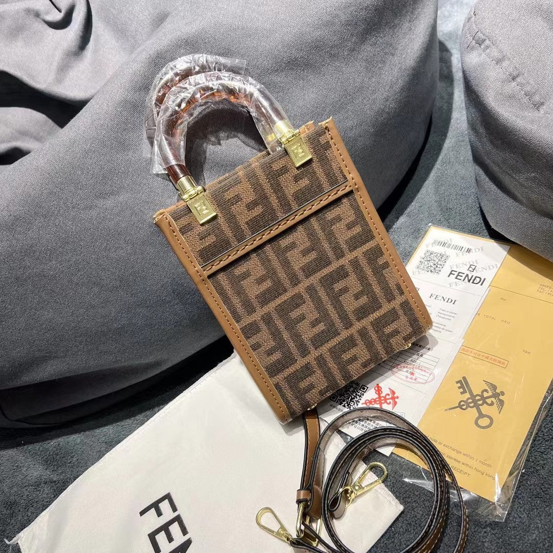 Leather Hand bag for the Modern Sophisticate - Bestocase