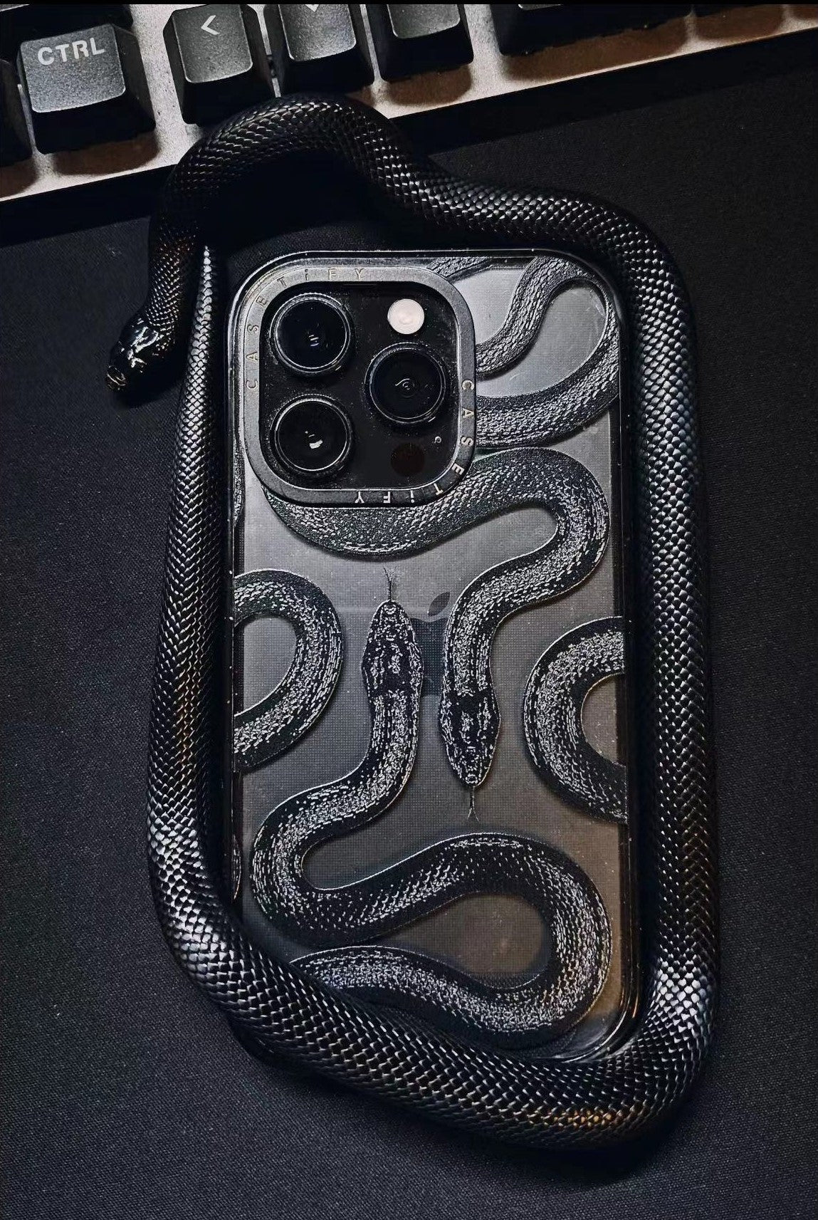 BLACK KINGSNAKE iPHONE CASE - Bestocase