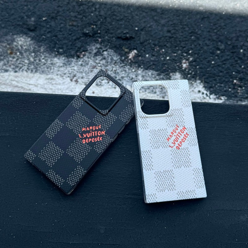 Lou Black & White Sqaure iPhone Case - Bestocase