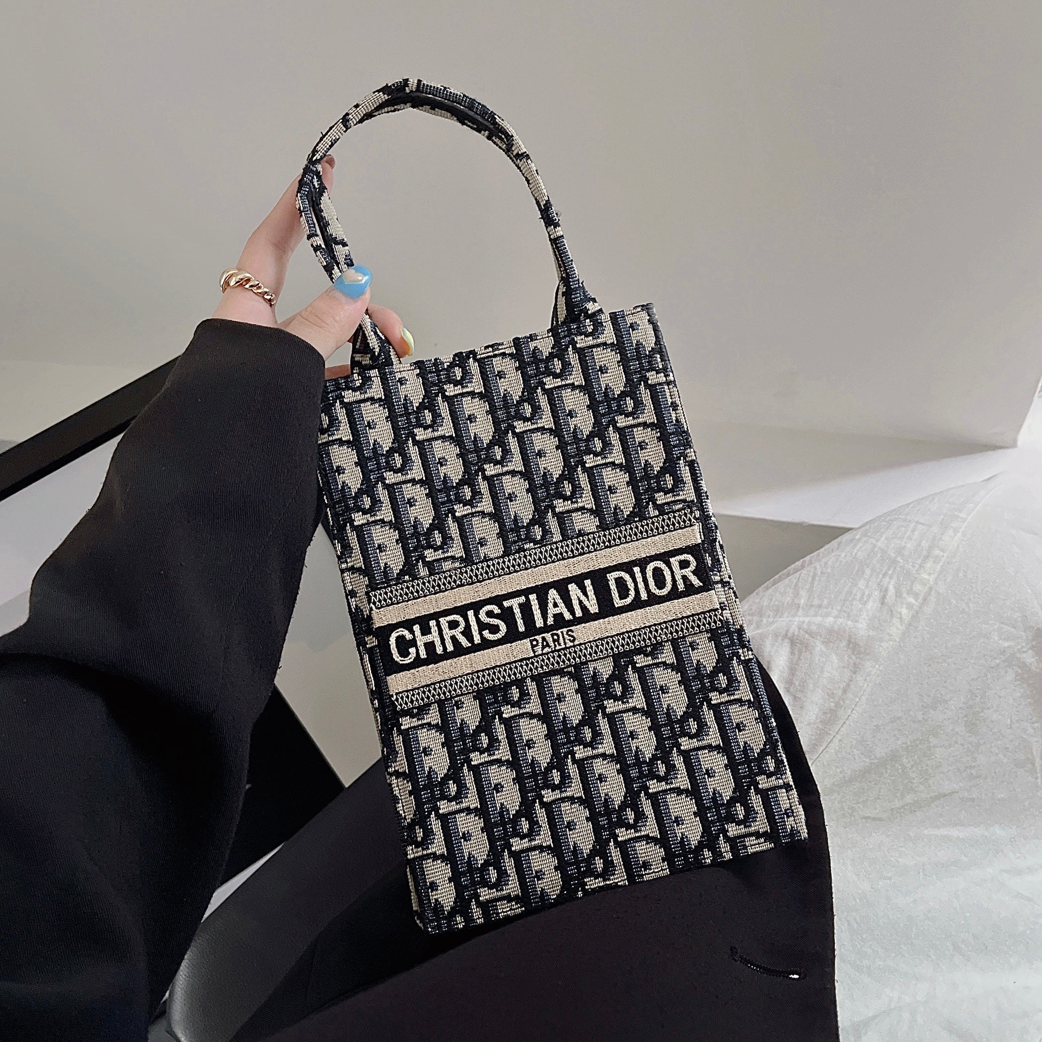 Classic Tote Bag With Crossbody Strap - Bestocase