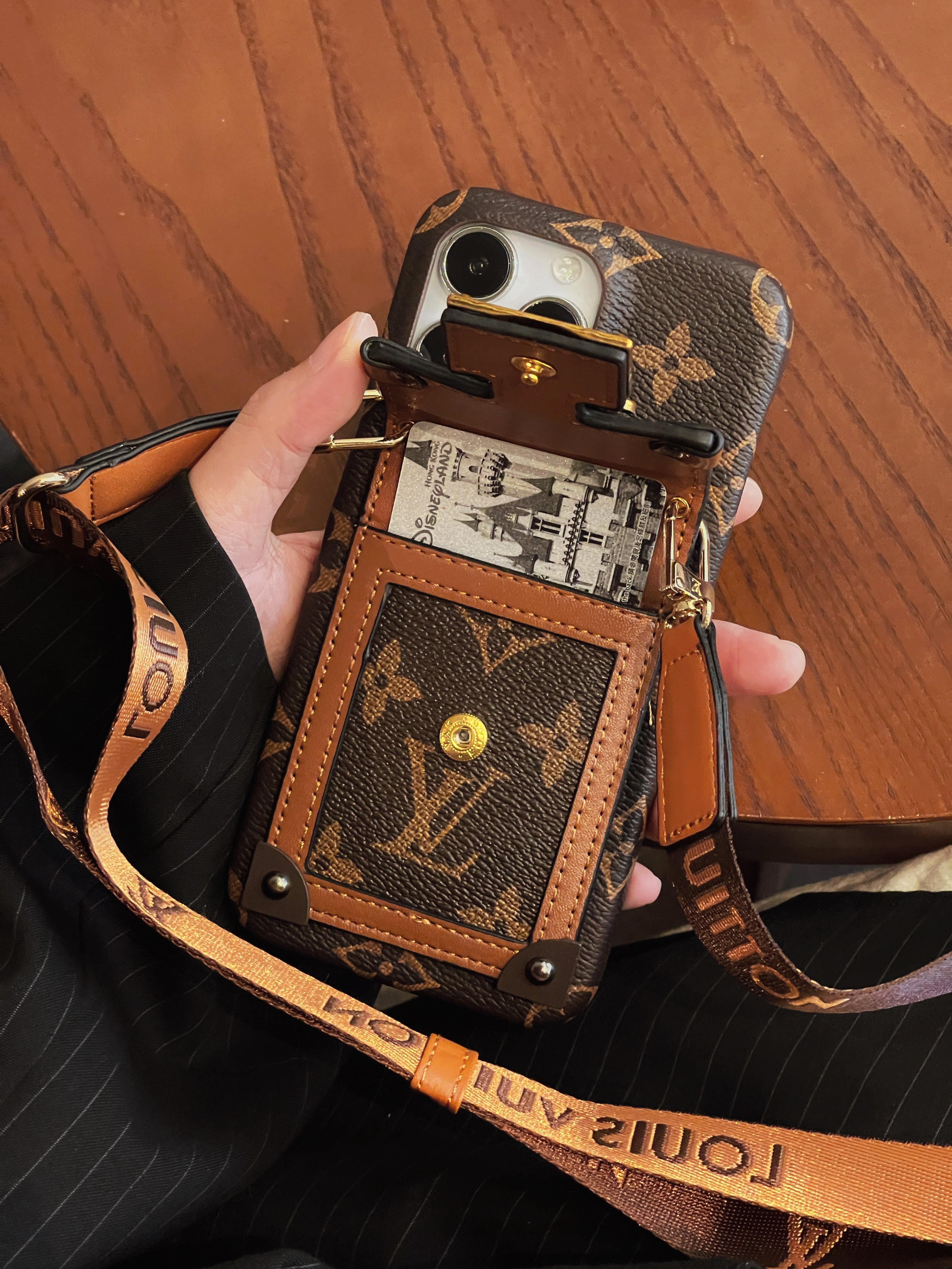 Lou Card Holder Chain iPhone Case mysite