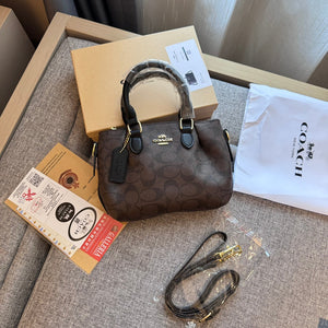 Crafted to Perfection: Leather Hand Bag with a Luxe Touch - Bestocase
