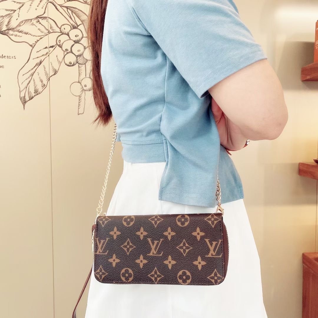 Universal Shoulder Phone Bag mysite