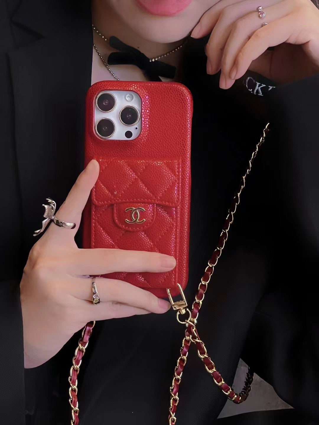 Funda para iPhone con cadena CC