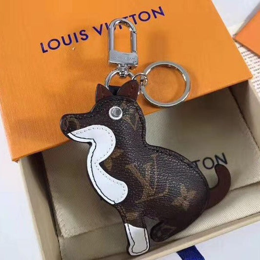 Paris Show Pendant