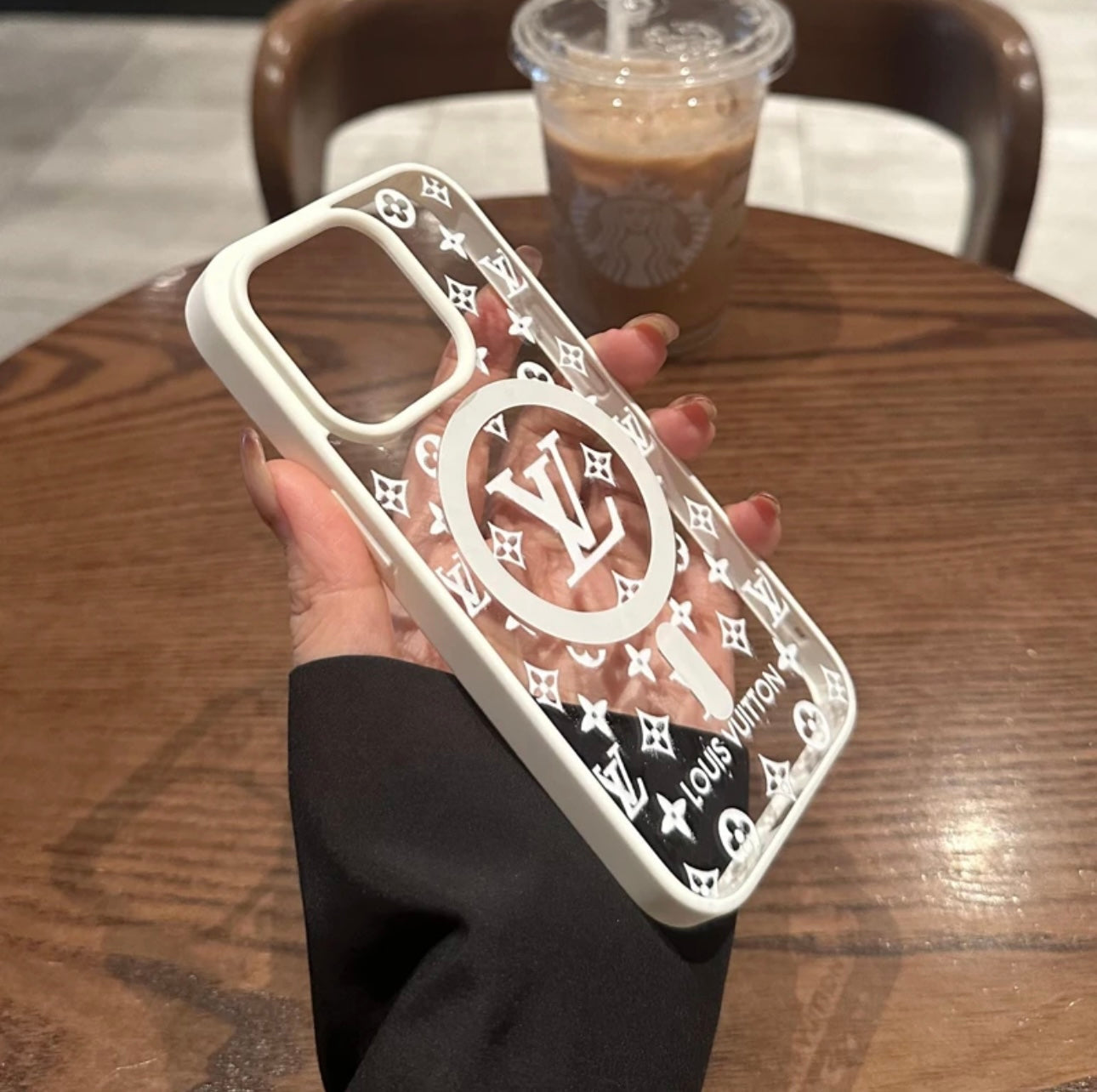 NEW 1V  Shine x Mono iPhone Case (MagSafe) - Bestocase