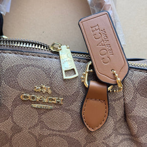 Crafted to Perfection: Leather Hand Bag with a Luxe Touch - Bestocase