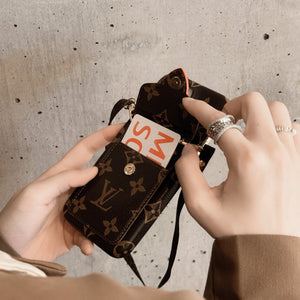 Lou Card Holder Chain iPhone Case - Bestocase