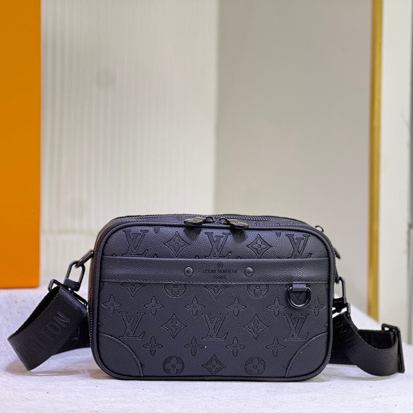 Printed Square Messenger Bag mysite