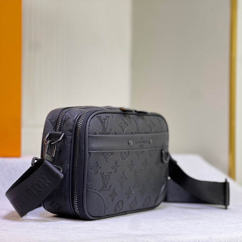 Printed Square Messenger Bag mysite