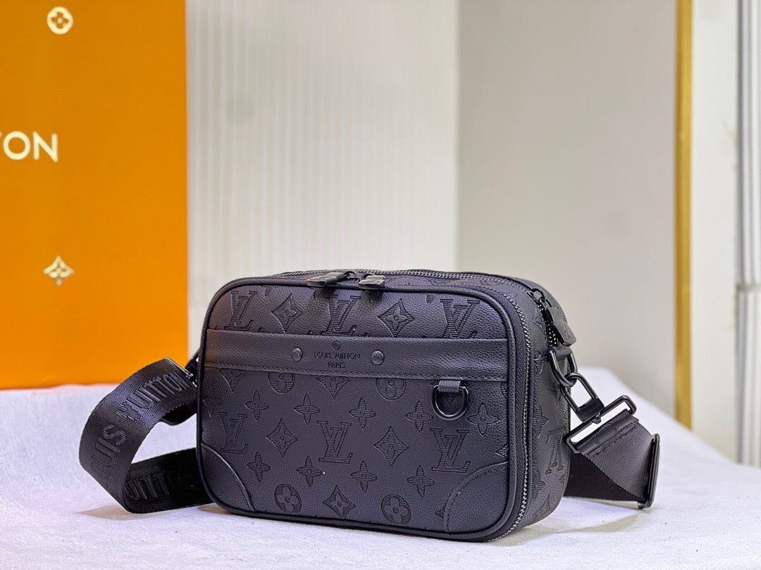 Printed Square Messenger Bag mysite