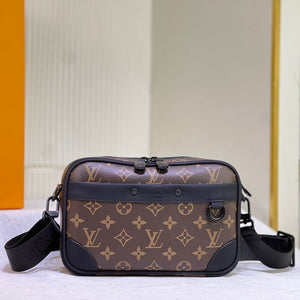 Printed Square Messenger Bag mysite