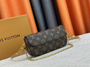Brown Embossed Chain Bag mysite