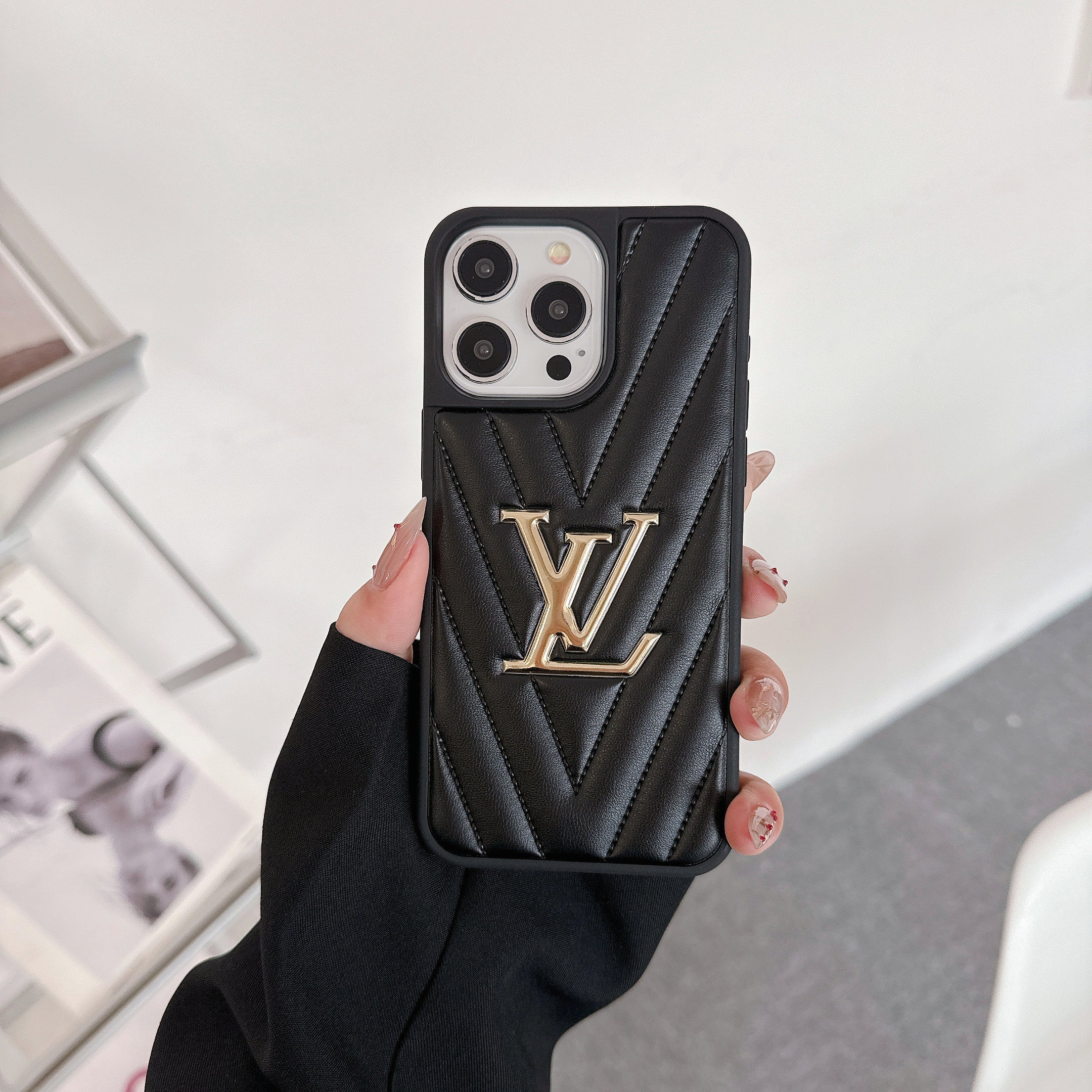 Lou Leather iPhone Case - Bestocase