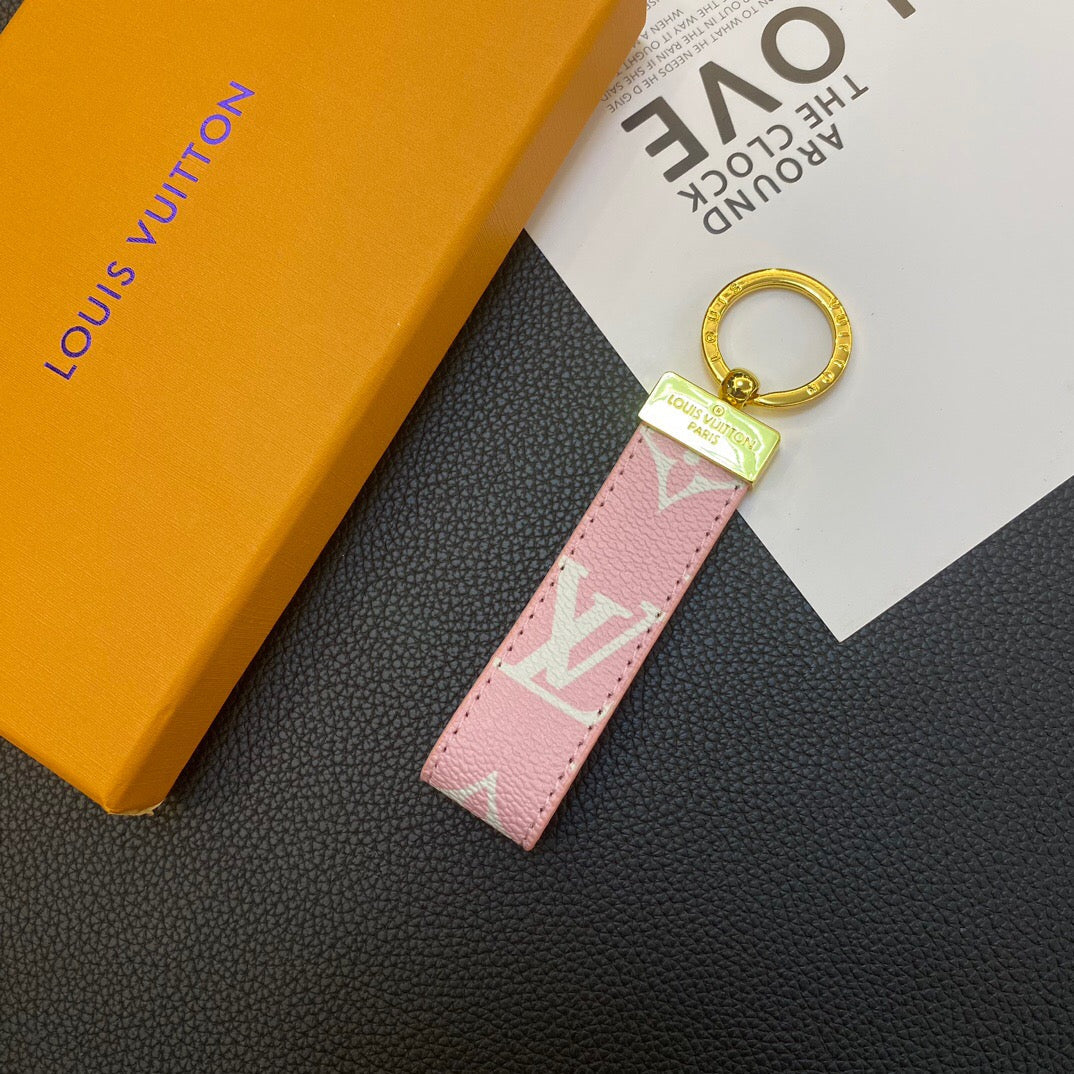 Classic Leather Pendant mysite