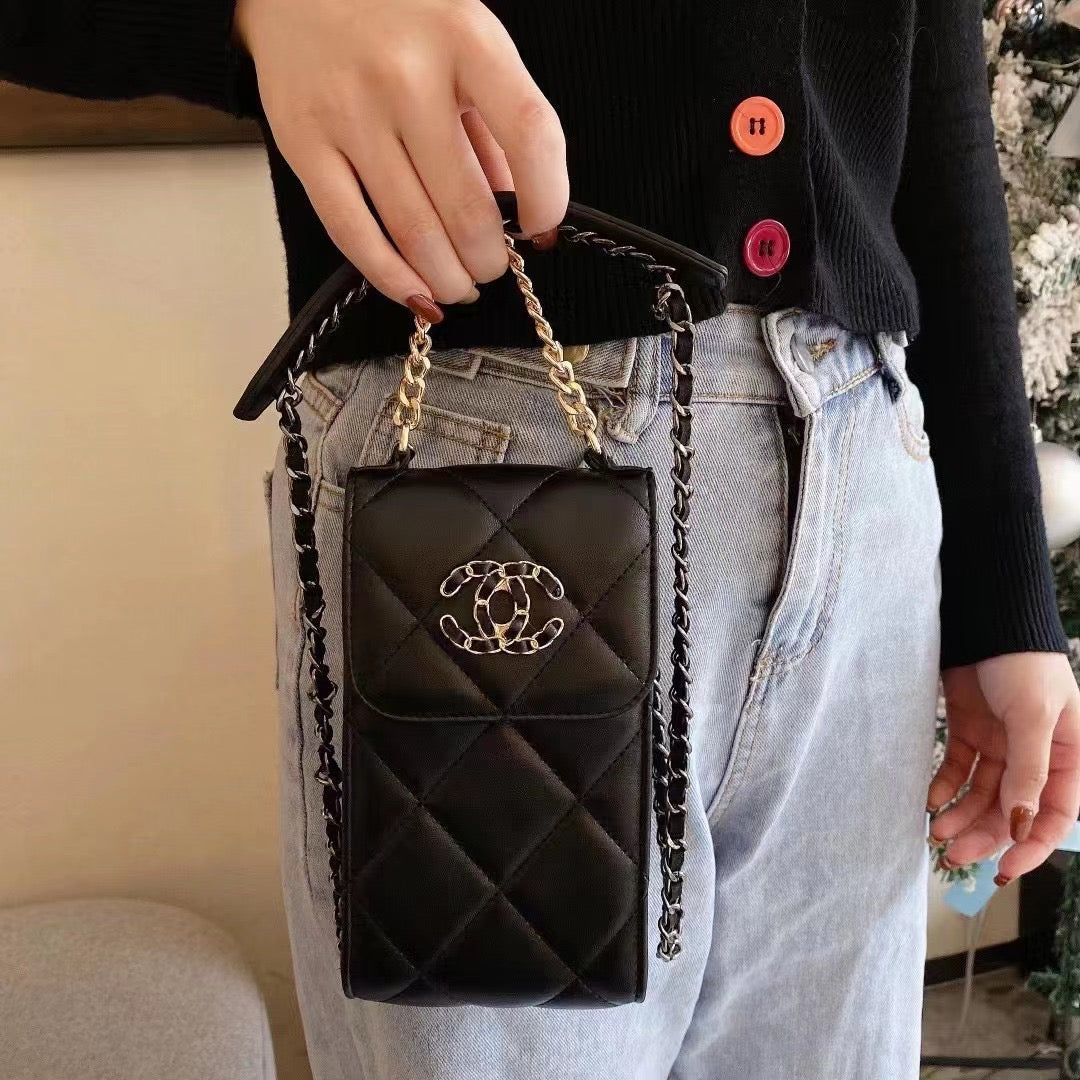 Cool Chain Phone Bag