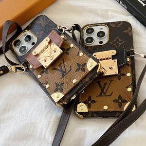 Lou Chain Leather iPhone Case - Bestocase