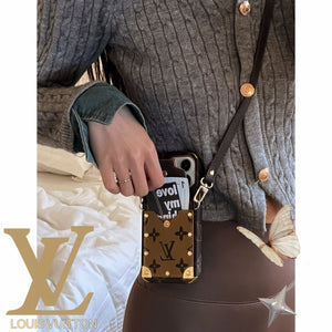 Lou Chain Leather iPhone Case - Bestocase