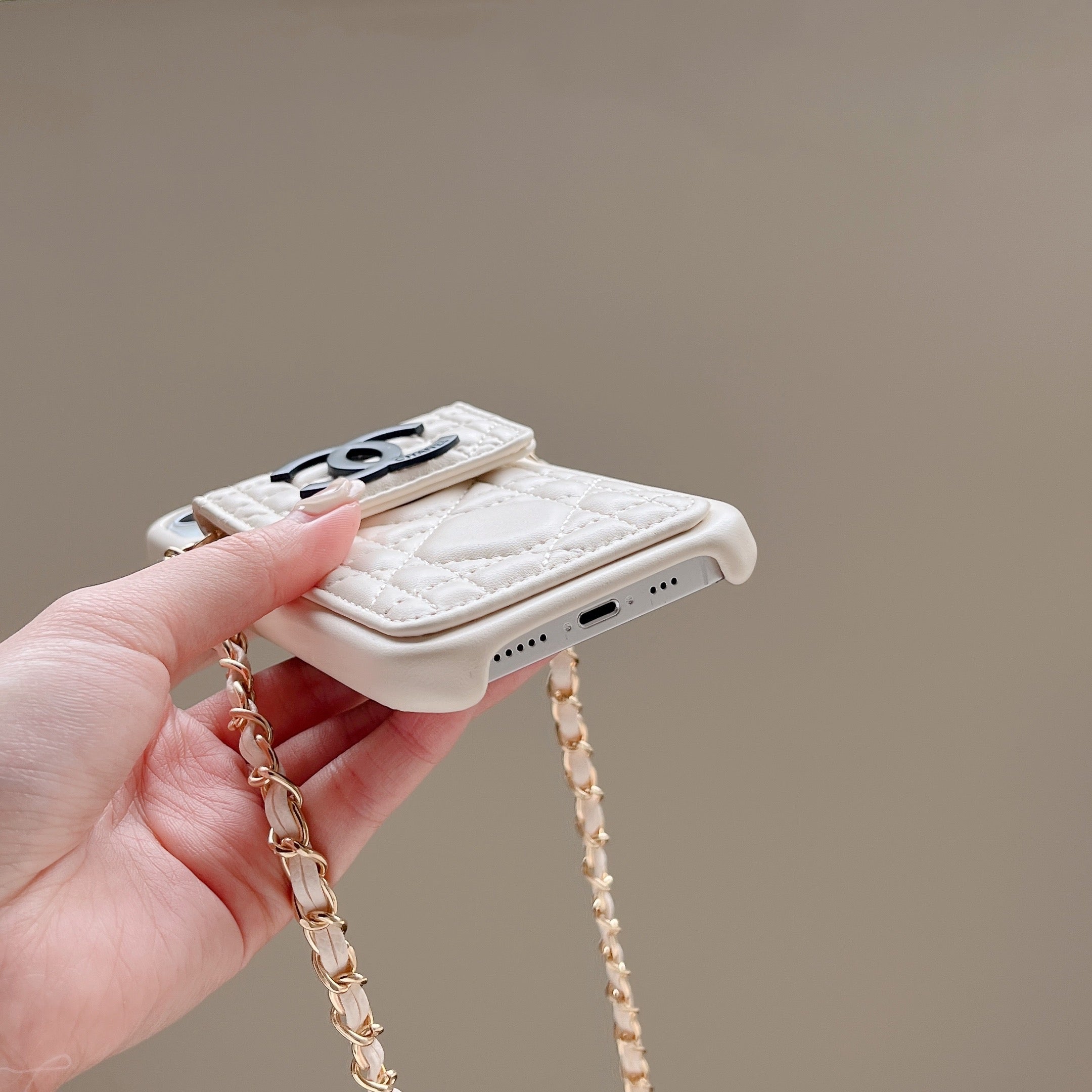 CC Card Holder Chain iPhone Case mysite