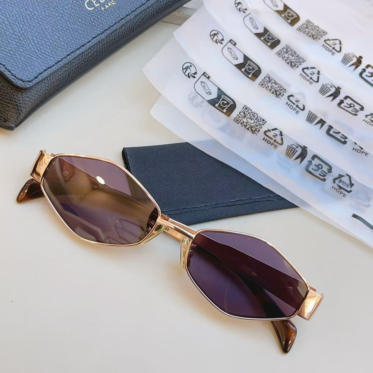 CE* Luxury Sunglasses with cowhide bag and box Bestocase